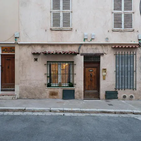 Renting - Guillaumont - Cozy Picasso Museum Local Market Appartement Antibes