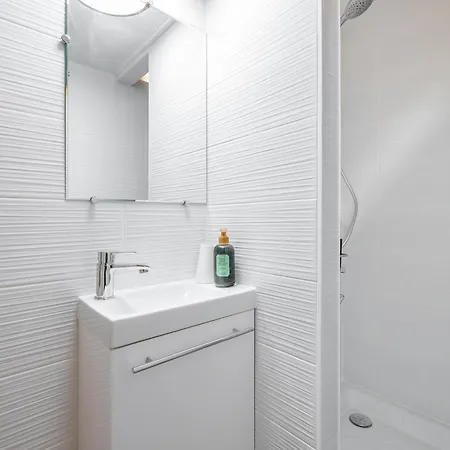 Renting - Guillaumont - Cozy Picasso Museum Local Market Apartamento Antibes